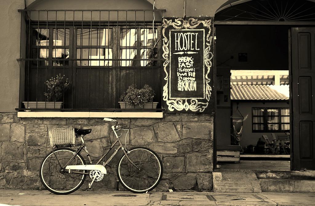 Jaguar House Hostel Cochabamba Exterior photo